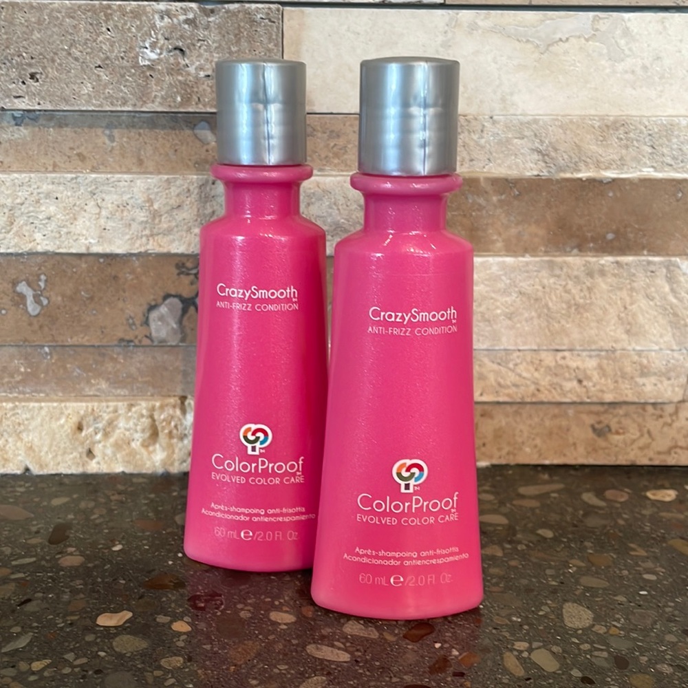 Color proof CrazySmooth anti-frizz conditioner